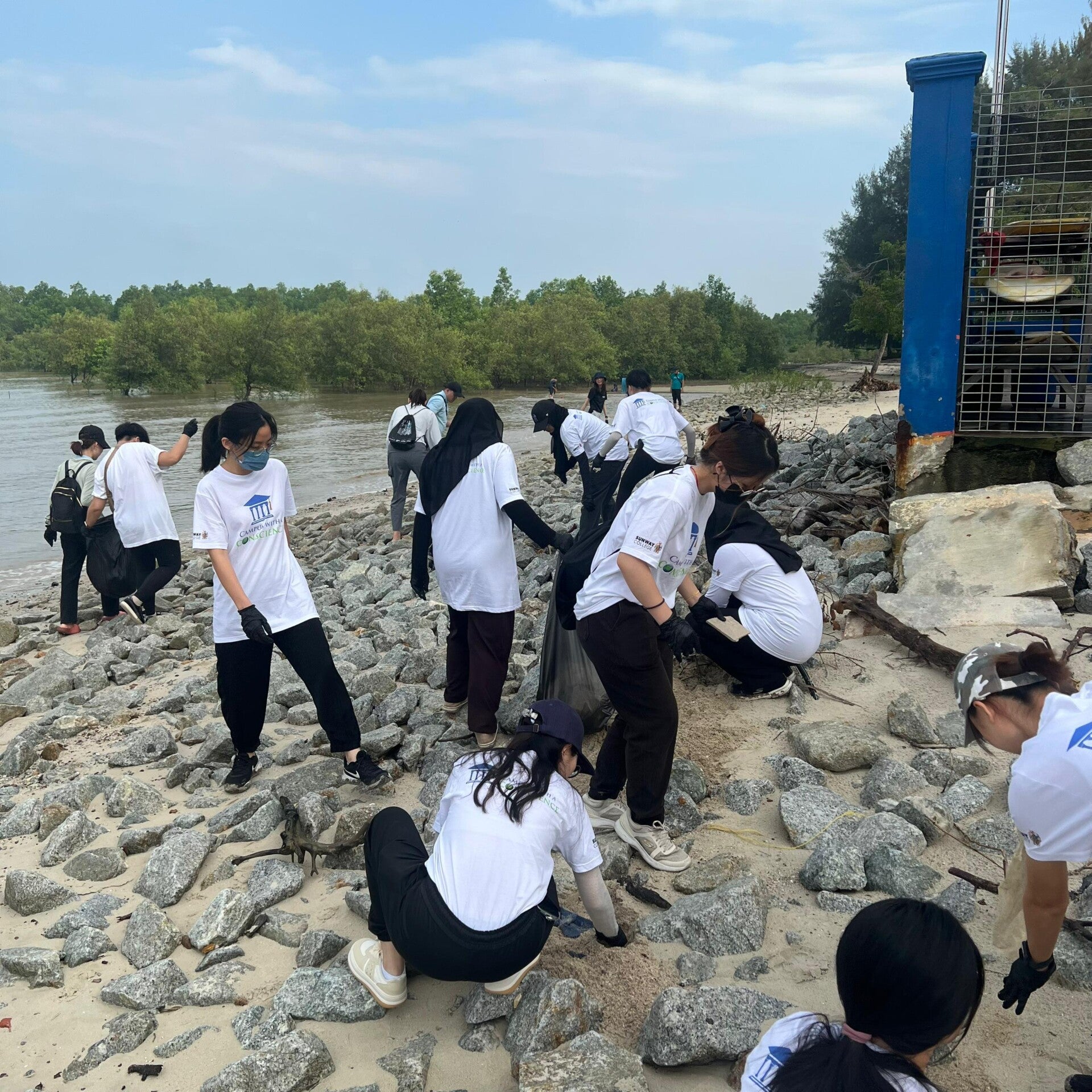 Cwac Beach Cleaning