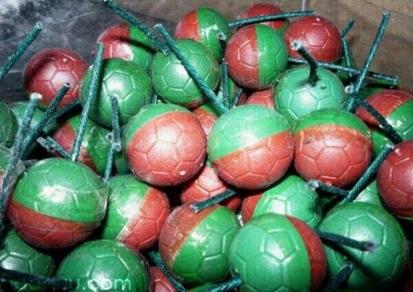 firecrackers 1 e1742359307984