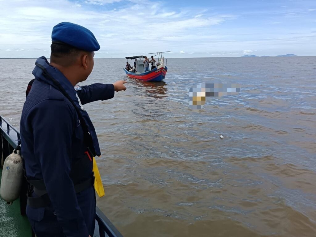 Mayat Boon Chin ditemui terapung di perairan Pulau Pisang Pontian Johor.