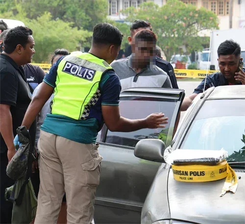 240613CMKfb72b ip240612fwjsf01 Aunt Mati Rumah