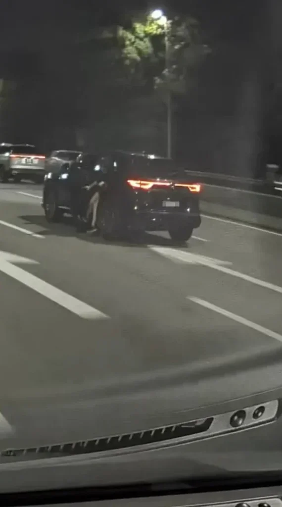 20250818 my 01 CR250817LYCD02