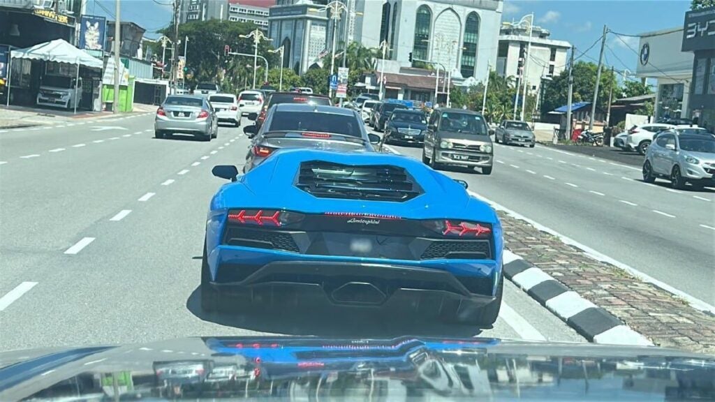 Untitled lambo jpj 1755605173