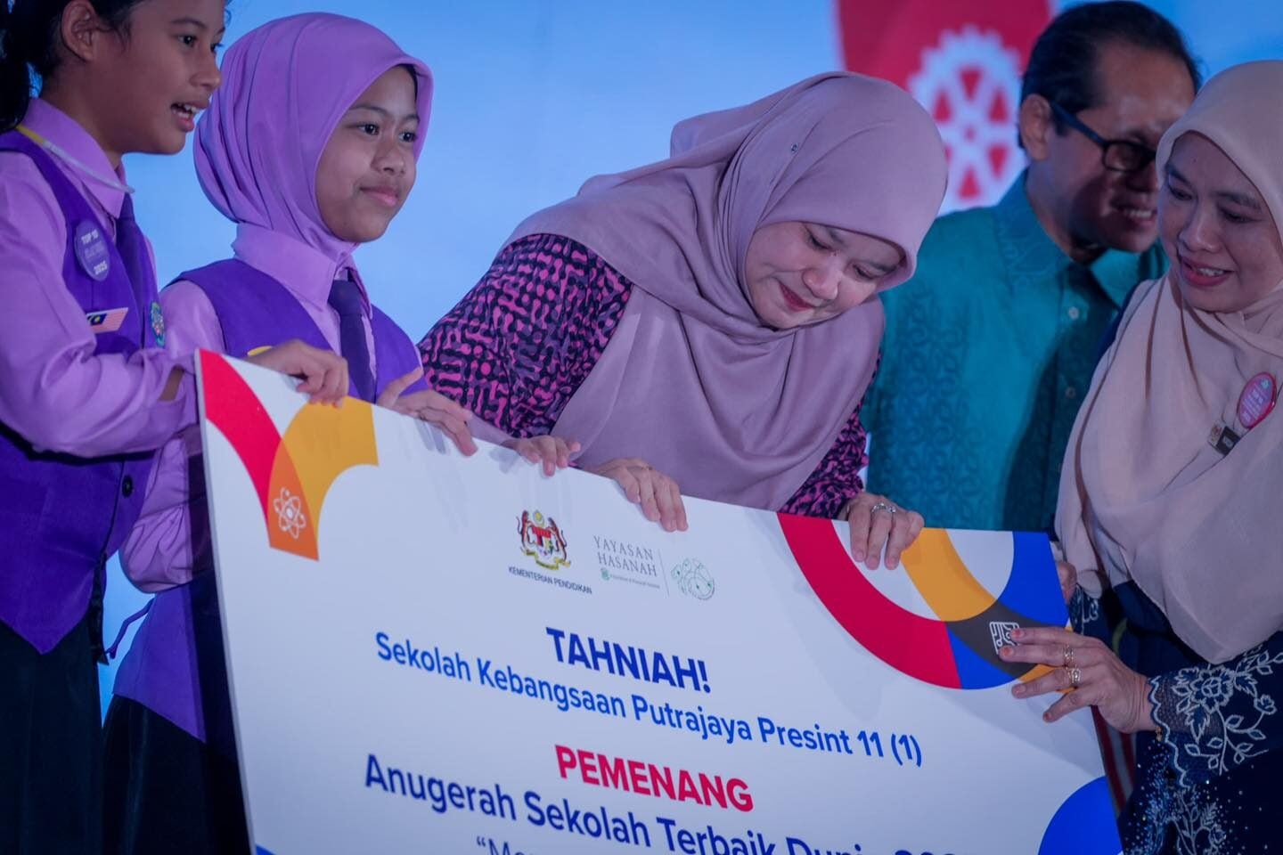 558840143 1228671362621303 1497729138730623052 n