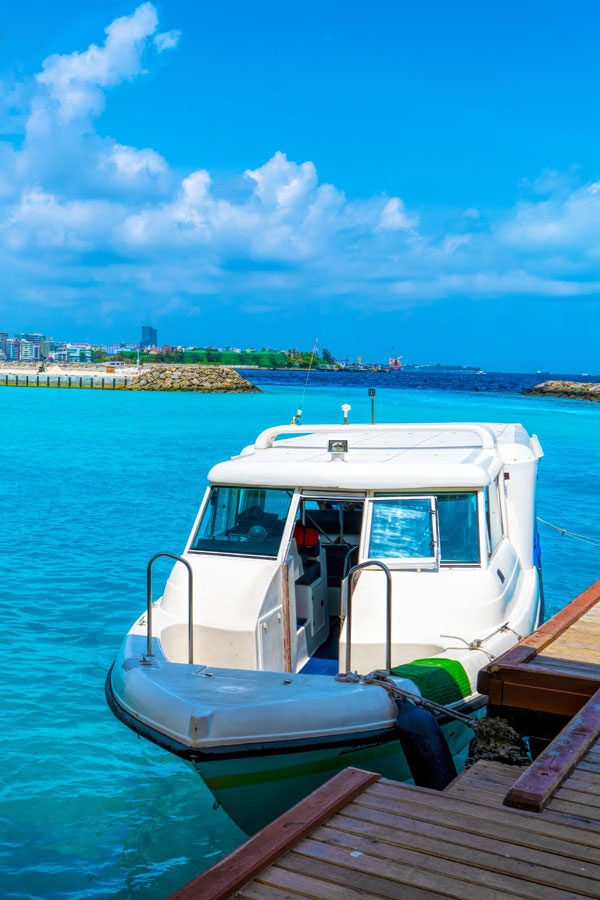 AAMaldives divider b 1