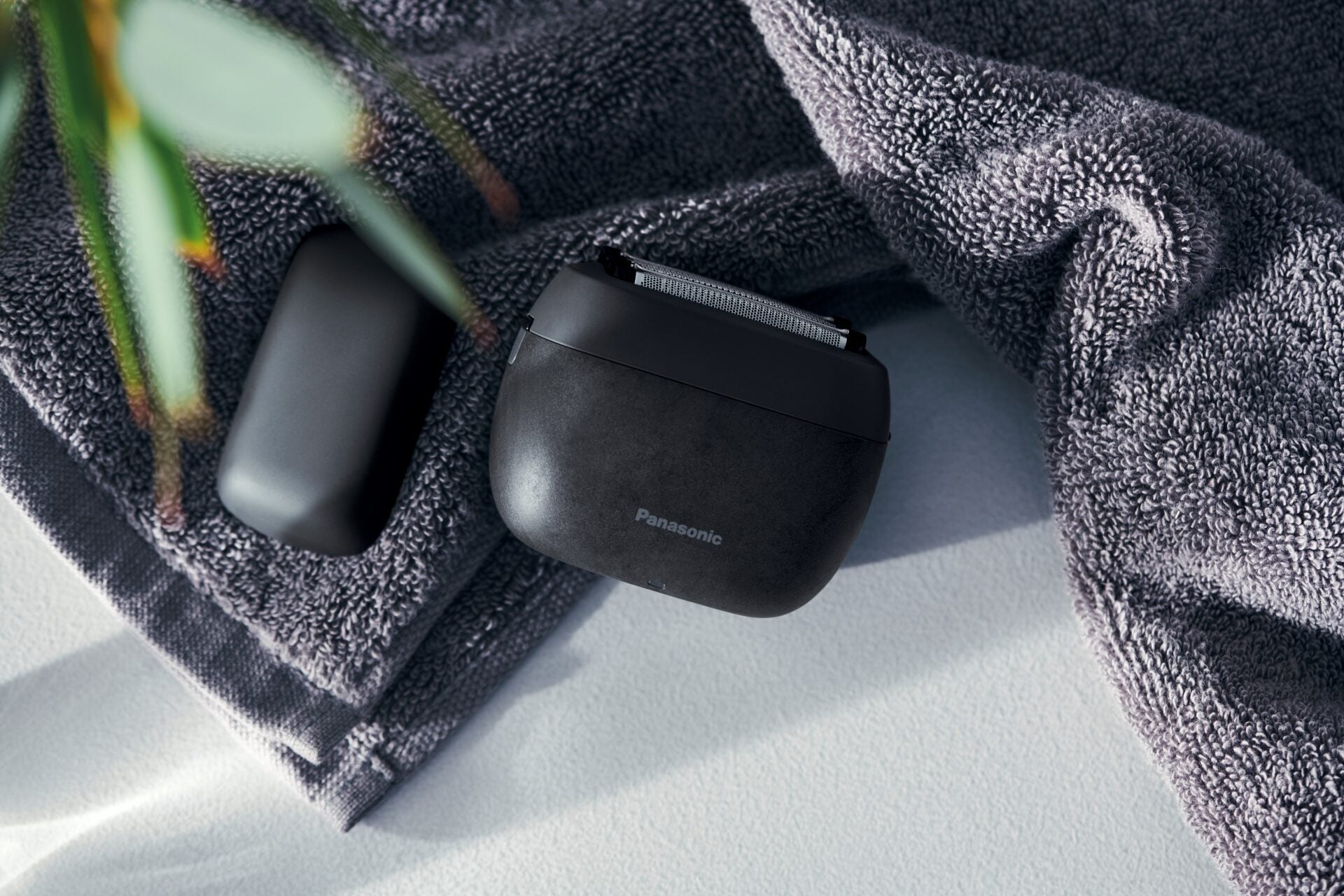 PanasonicChristmas ES PV6A B K Lifestyle 09