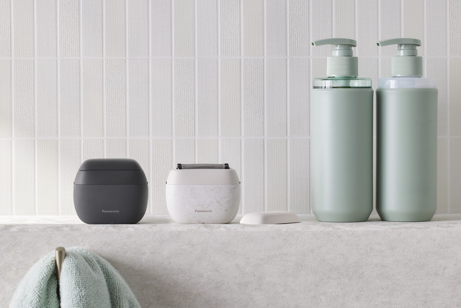 PanasonicChristmas ES PV6A B W PV3A B K Lifestyle 01