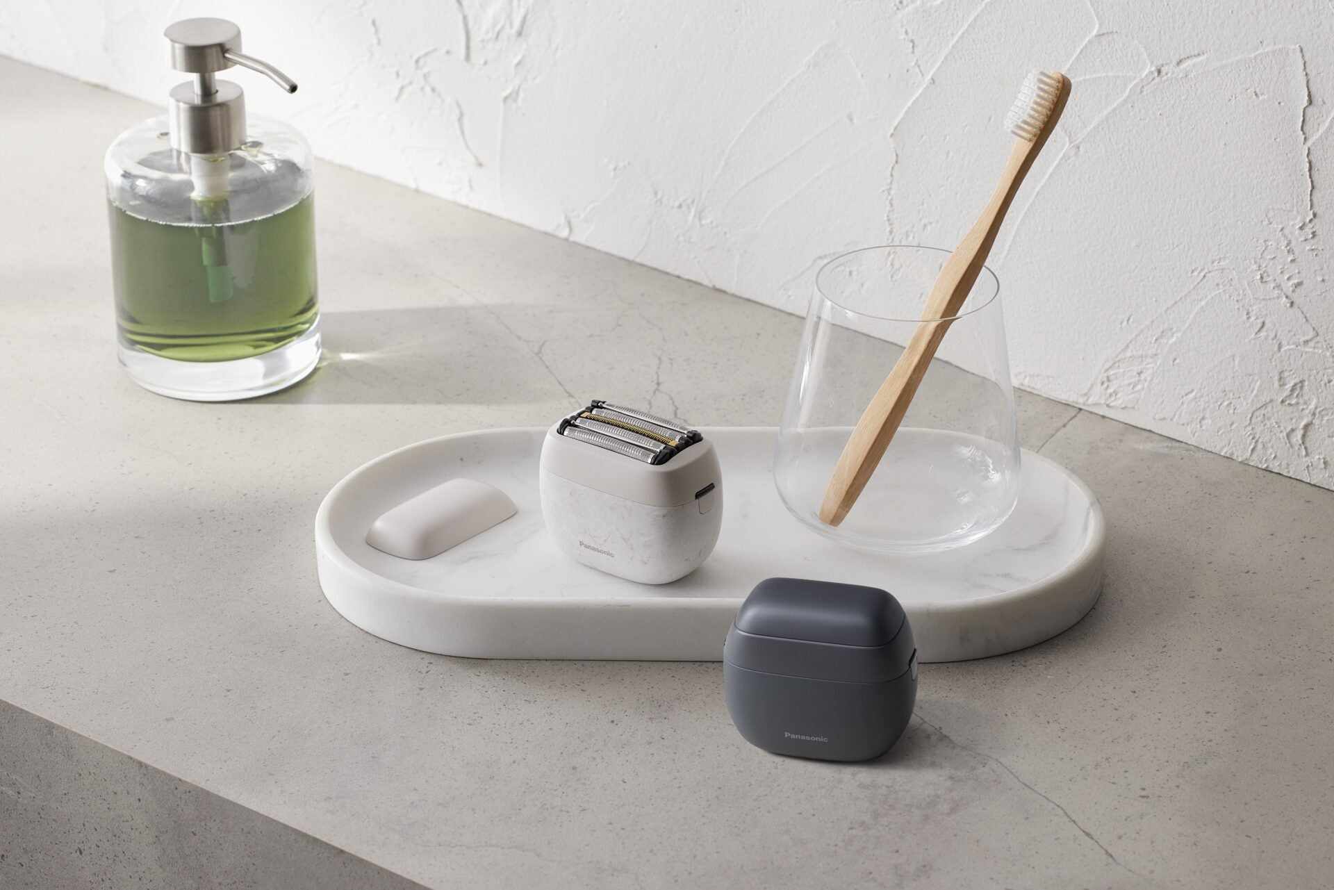 PanasonicChristmas ES PV6A B W PV3A B K Lifestyle 02