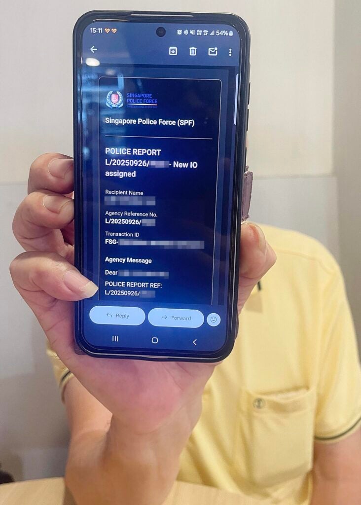 ac095e379d227f1fea77dcb04e672e0bca7cf6314cc55013b0e3245f9bf48990