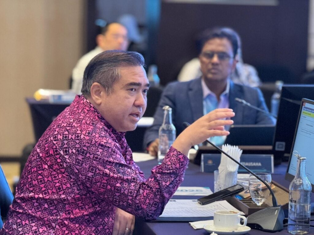 615710702 1423537725803803 3919263950129847744 N