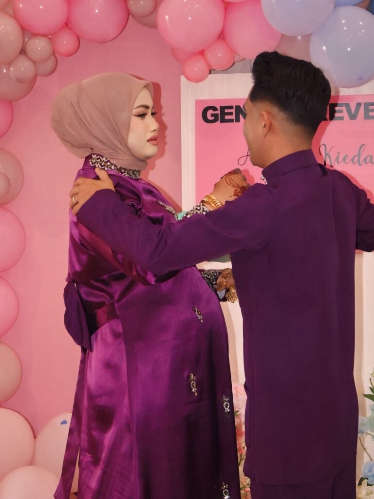 619251652 18526563244064705 2450649167084472340 N