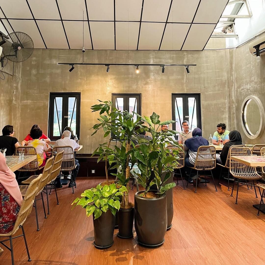 Happy Thursday Grab a seat and enjoy a wholesome meal with us today ✨Were open from 11.30AM