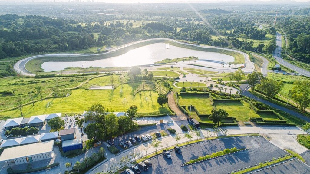 tomorrowland 2 e1767757364855