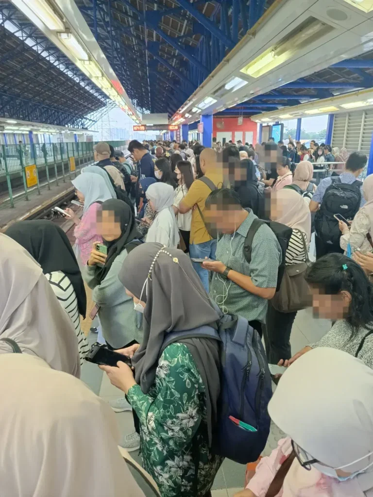 640402830 17943576216118322 7251854764787959883 N