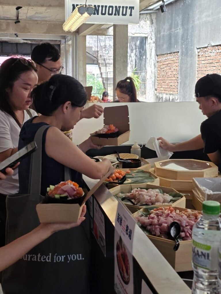 Ab0Dbcb2 5887 42C9 A410 C85320882B1F