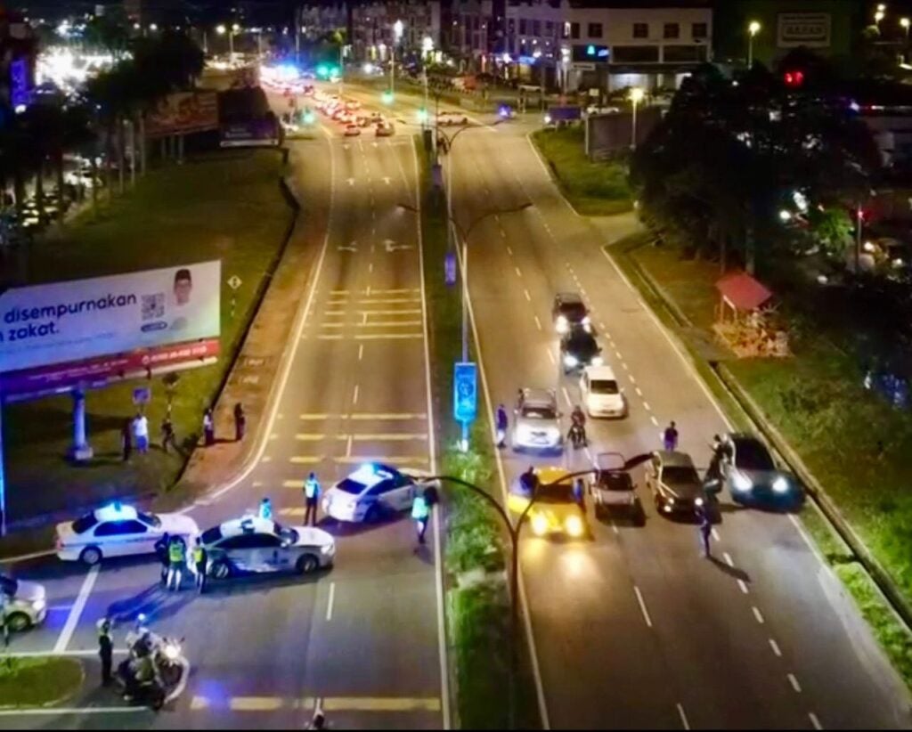 644739997 758961017288940 4753395894355662307 N