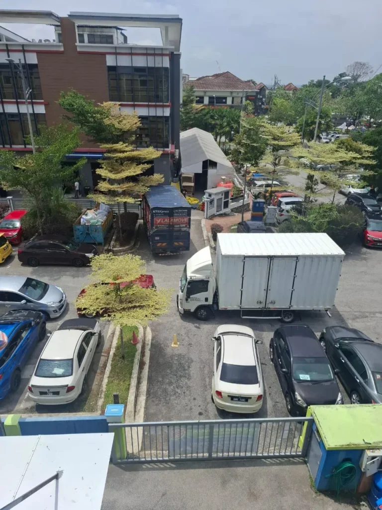 645478810 17943545553135000 4470030474170324825 N