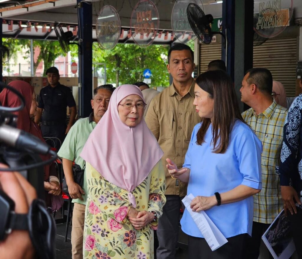 651178254 1487398429615508 869678922705645045 N