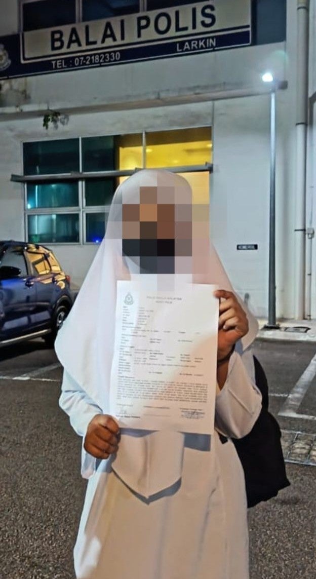 654787634 26926054690313848 632016322682941295 N