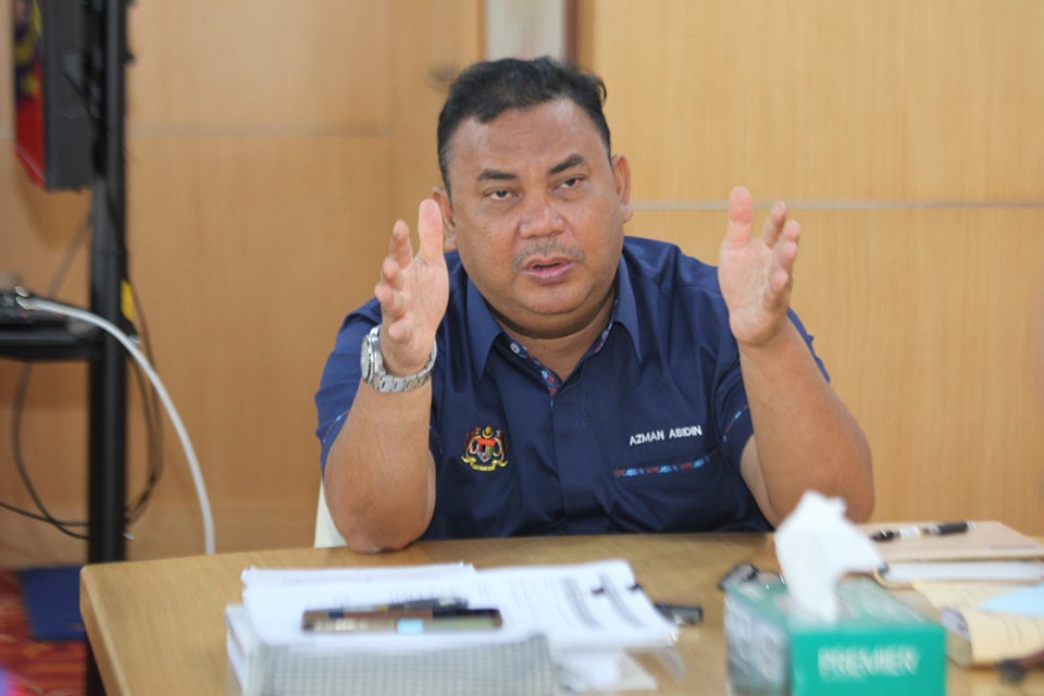 Pada 27 Februari Lalu Ybhg. Datuk Azman Abidin Setiausaha Politik Yab Perdana Menteri Telah Tu