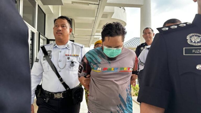 29yo Drug-Positive Trailer Driver Charged with Murder of Family Trio in ...