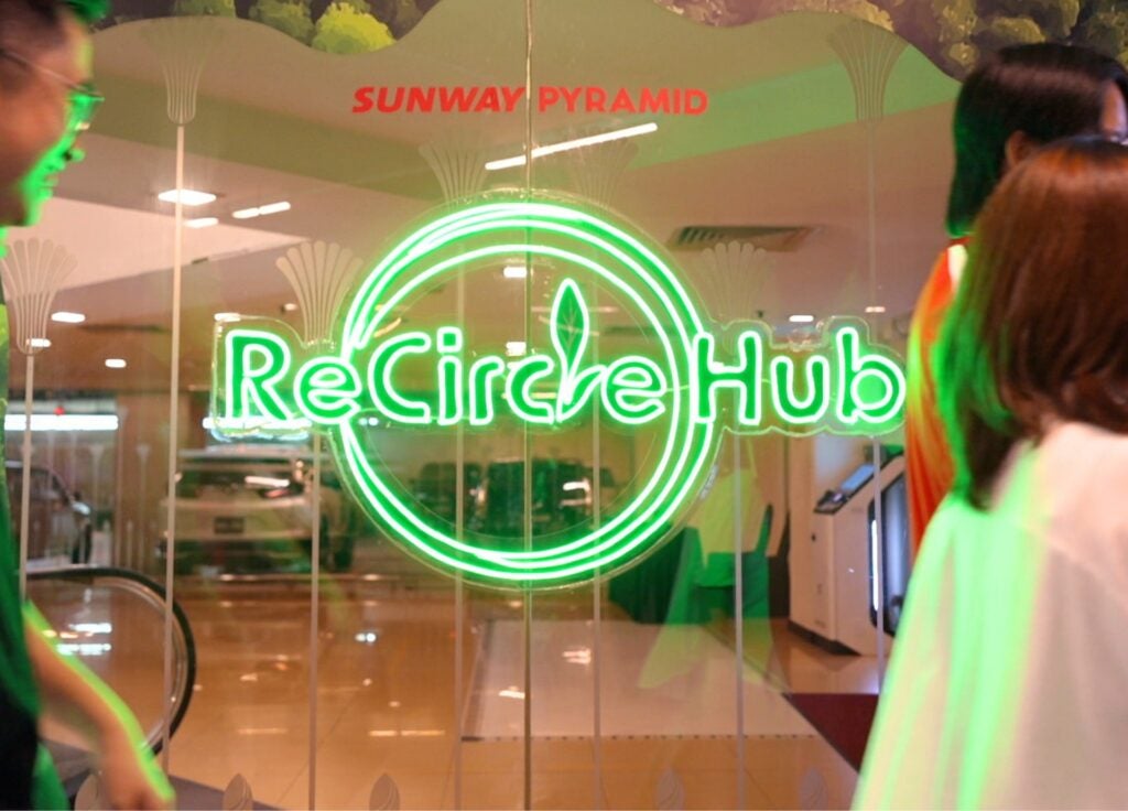 Sunway Pyramid Recircle Hub At B1 Orange Atrium