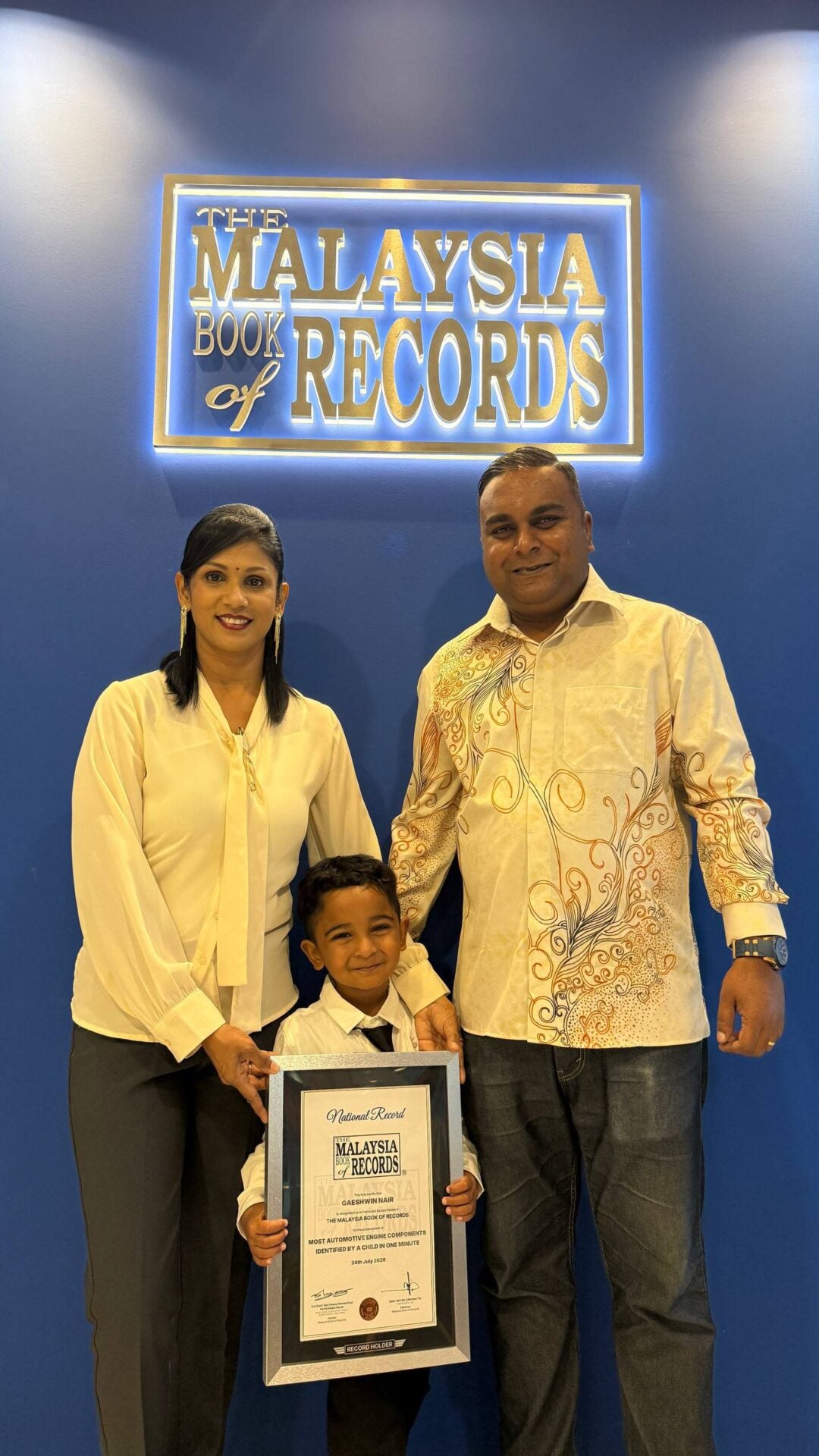 Gaeshwin Nair With Parents
